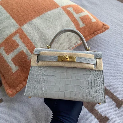 MINI KELLY II (20) MATTE MISSISSIPPIENSIS ALLIGATOR LEATHER GRIS PERLE WITH GOLD HARDWARE (GHW) - 1