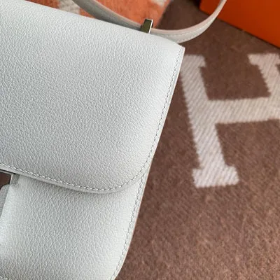 CONSTANCE 18 (MINI) PEARL GREY EVERCOLOR LEATHER WITH PALLADIUM HARDWARE (PHW) - 5
