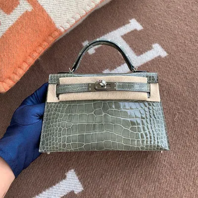 MINI KELLY II (20) SHINY MISSISSIPPIENSIS ALLIGATOR LEATHER GRIS TOURTERELLE WITH PALLADIUM HARDWARE - 1
