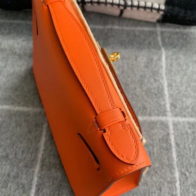 KELLY POCHETTE SWIFT LEATHER FEU FIRE ORANGE WITH GOLD HARDWARE (GHW) - 3
