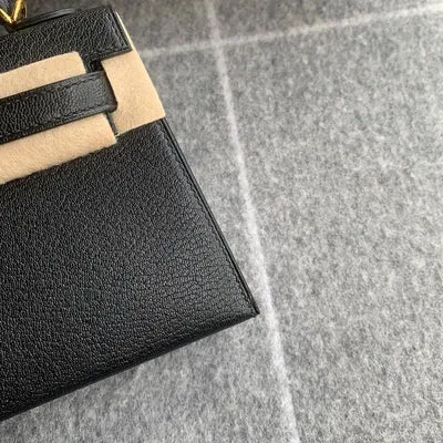 MINI KELLY II (20) CHEVRE LEATHER NOIR (BLACK) WITH GOLD HARDWARE (GHW) - 4