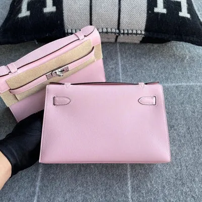 KELLY POCHETTE SWIFT LEATHER ROSE SAKURA WITH GOLD HARDWARE (GHW) - 2
