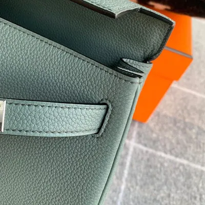 KELLY 28 TOGO LEATHER VERT AMANDE WITH PALLADIUM HARDWARE (PHW) - 5