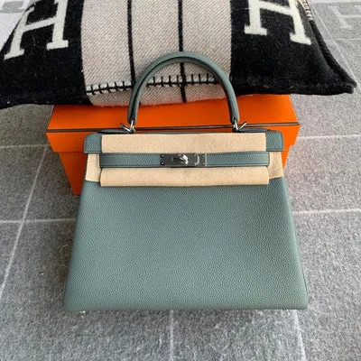 KELLY 28 TOGO LEATHER VERT AMANDE WITH PALLADIUM HARDWARE (PHW) - 1