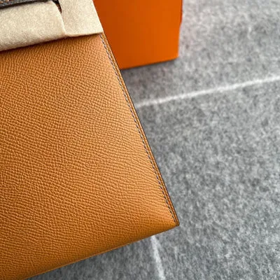 KELLY 25 EPSOM LEATHER HORSESHOE STAMP (HSS) BI-COLOR TOFFEE & ETAIN WITH GOLD HARDWARE (GHW) - 5