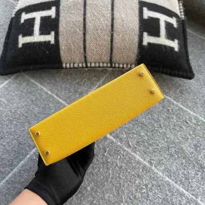 MINI KELLY II (20) CHEVRE LEATHER JAUNE AMBRE WITH GOLD HARDWARE (GHW) - 3