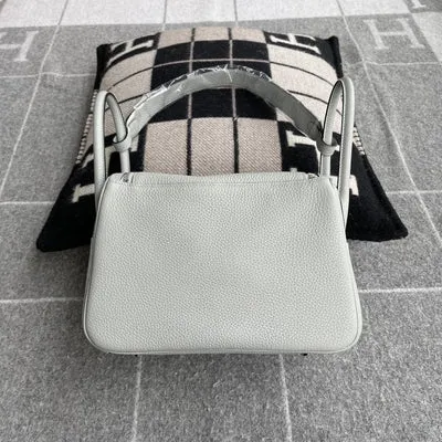 LINDY 26 CLEMENCE LEATHER GRIS PERLE WITH PALLADIUM HARDWARE (PHW) - 2