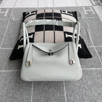 LINDY 26 CLEMENCE LEATHER GRIS PERLE WITH PALLADIUM HARDWARE (PHW) - 1
