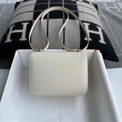 CONSTANCE 18 (MINI) SWIFT LEATHER CRAIE WITH GOLD HARDWARE (GHW) - 3