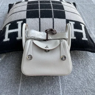 MINI LINDY 20 CLEMENCE LEATHER PEARL GREY WITH PALLADIUM HARDWARE (PHW) - 1