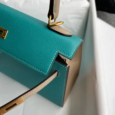 KELLY 25 EPSOM LEATHER HORSESHOE STAMP (HSS) BI-COLOR MALACHITE & TRENCH WITH BRUSHED GOLD HARDWARE (BGHW) - 4