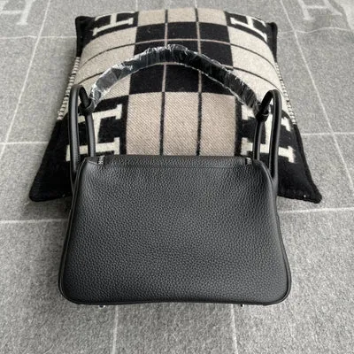 LINDY 26 CLEMENCE LEATHER NOIR (BLACK) WITH PALLADIUM HARDWARE (PHW) - 3