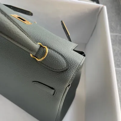 KELLY 28 TOGO LEATHER VERT AMANDE WITH GOLD HARDWARE (GHW) - 7