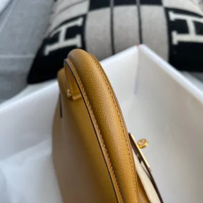 KELLY 28 EPSOM LEATHER SESAME WITH GOLD HARDWARE (GHW) - 6