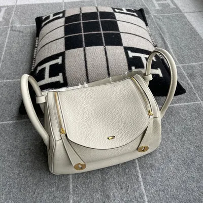 LINDY 26 CLEMENCE LEATHER BETON WITH GOLD HARDWARE (GHW) - 2