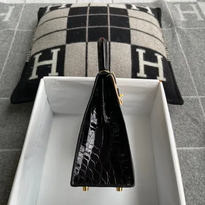 KELLY 25 SHINY (LISSE) MISSISSIPPIENSIS ALLIGATOR LEATHER NOIR (BLACK) WITH GOLD HARDWARE (GHW) - 4