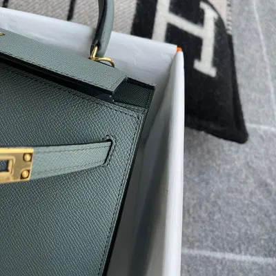 KELLY 25 EPSOM LEATHER VERT AMANDE (GRAY) WITH GOLD HARDWARE (GHW) - 6