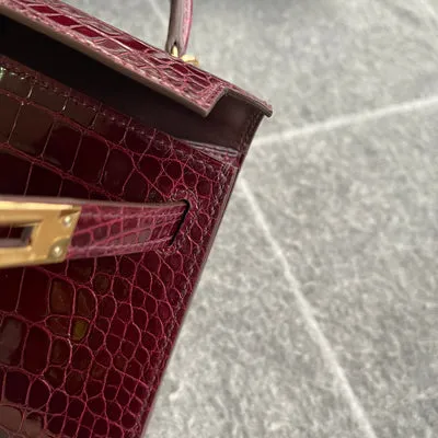 MINI KELLY II (20) SHINY (LISSE) MISSISSIPPIENSIS ALLIGATOR LEATHER BORDEAUX WITH GOLD HARDWARE (GHW) - 6