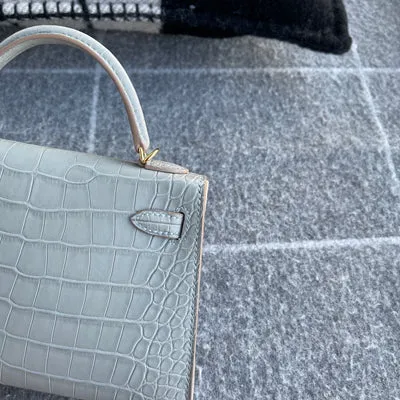 MINI KELLY II (20) MATTE MISSISSIPPIENSIS ALLIGATOR LEATHER PEARL GREY WITH GOLD HARDWARE (GHW) - 4