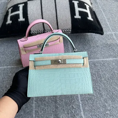 MINI KELLY II (20) MATTE MISSISSIPPIENSIS ALLIGATOR LEATHER VERT D'ATE WITH PALLADIUM HARDWARE (PHW) - 3