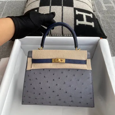 KELLY 25 OSTRICH LEATHER HORSESHOE STAMP (HSS) BI-COLOR GRIS AGATE & BLEU IRIS WITH GOLD HARDWARE (GHW) - 2