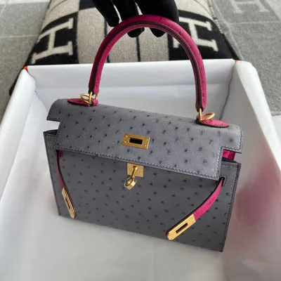 KELLY 25 OSTRICH LEATHER HORSESHOE STAMP (HSS) BI-COLOR GRIS AGATE & ROSE POURPRE WITH BRUSHED GOLD HARDWARE (BGHW) - 4