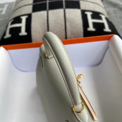 KELLY 25 TOGO LEATHER PEARL GREY WITH GOLD HARDWARE (GHW) - 7