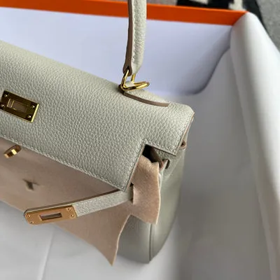 KELLY 25 TOGO LEATHER PEARL GREY WITH GOLD HARDWARE (GHW) - 5