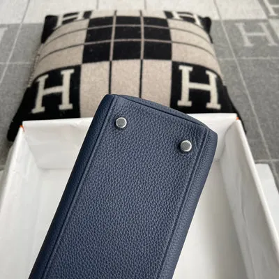 KELLY 25 TOGO LEATHER BLEU NUIT WITH PALLADIUM HARDWARE (PHW) - 8