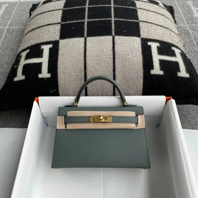 MINI KELLY II (20) EPSOM LEATHER VERT AMANDE WITH GOLD HARDWARE (GHW) - 1