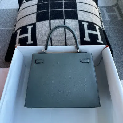 KELLY 25 EPSOM LEATHER VERT AMANDE (GRAY) WITH PALLADIUM HARDWARE (PHW) - 3