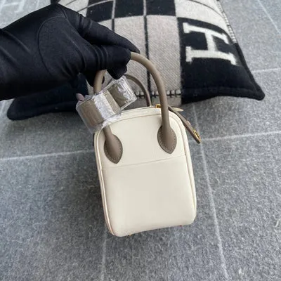 MINI LINDY 20 SWIFT LEATHER HORSESHOE STAMP (HSS) BI-COLOR NATA & GRIS WITH GOLD HARDWARE (GHW)