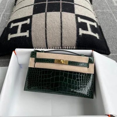KELLY POCHETTE SHINY (LISSE) MISSISSIPPIENSIS ALLIGATOR LEATHER VERT EMERAUDE (EMERALD) WITH GOLD HARDWARE (GHW) - 3