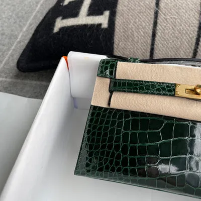 KELLY POCHETTE SHINY (LISSE) MISSISSIPPIENSIS ALLIGATOR LEATHER VERT EMERAUDE (EMERALD) WITH GOLD HARDWARE (GHW) - 5
