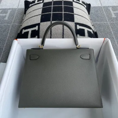 KELLY 28 EPSOM LEATHER VERT DE GRIS WITH GOLD HARDWARE (GHW)