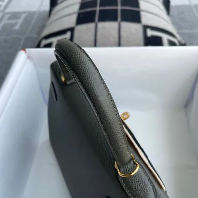 KELLY 28 EPSOM LEATHER VERT DE GRIS WITH GOLD HARDWARE (GHW) - 6