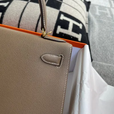 KELLY 28 EPSOM LEATHER ETOUPE WITH GOLD HARDWARE (GHW) - 8