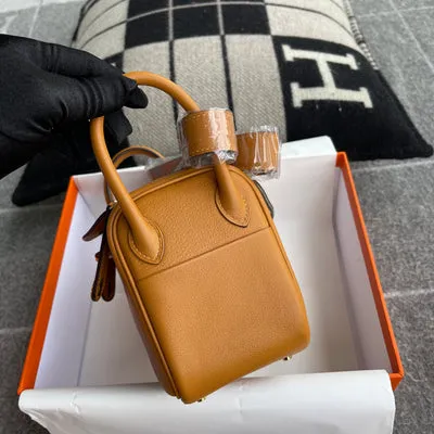 MINI LINDY 20 SWIFT LEATHER SESAME WITH GOLD HARDWARE (GHW) - 4