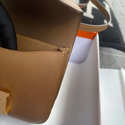 CONSTANCE 18 (MINI) EPSOM LEATHER SESAME WITH GOLD HARDWARE (GHW) - 5