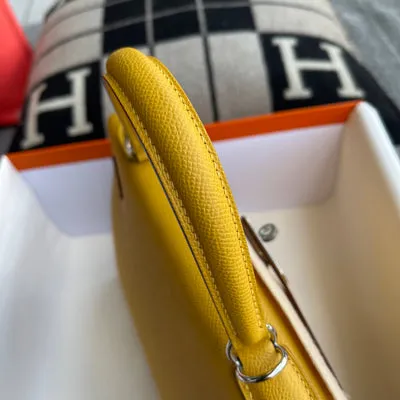 KELLY 28 EPSOM LEATHER JAUNE AMBRE WITH PALLADIUM HARDWARE (PHW) - 7