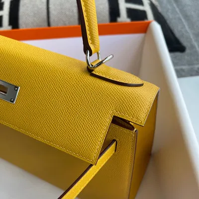 KELLY 28 EPSOM LEATHER JAUNE AMBRE WITH PALLADIUM HARDWARE (PHW) - 5