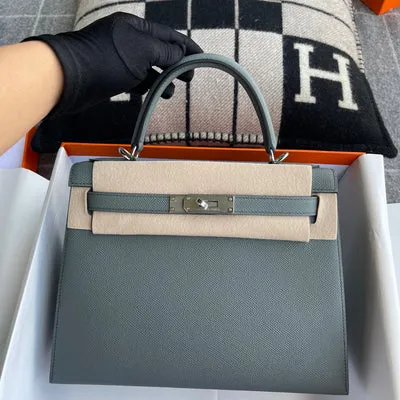 KELLY 28 EPSOM LEATHER VERT AMANDE WITH PALLADIUM HARDWARE (PHW) - 2
