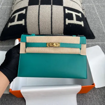 KELLY POCHETTE SWIFT LEATHER VERT VERONE WITH GOLD HARDWARE (GHW) - 2