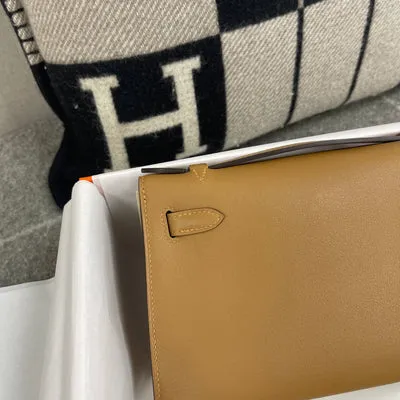 KELLY POCHETTE SWIFT LEATHER SESAME WITH PALLADIUM HARDWARE (PHW) - 5