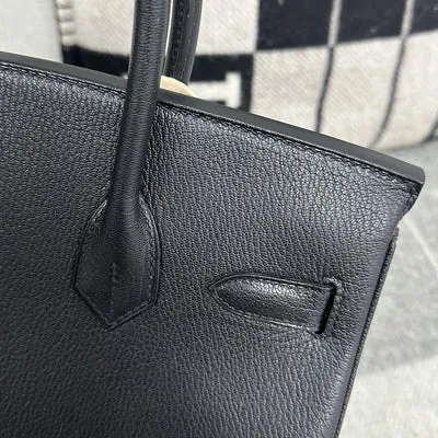 BIRKIN 25 CHEVRE LEATHER HORSESHOE STAMP (HSS) BI-COLOR NOIR (BLACK) & JAUNE AMBRE GOLD HARDWARE (GHW) - 8