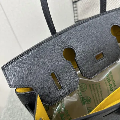 BIRKIN 25 CHEVRE LEATHER HORSESHOE STAMP (HSS) BI-COLOR NOIR (BLACK) & JAUNE AMBRE GOLD HARDWARE (GHW) - 6
