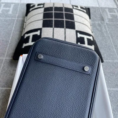 BIRKIN 30 TOGO LEATHER BLEU NUIT WITH PALLADIUM HARDWARE (PHW) - 5