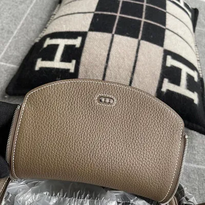 LINDY 26 CLEMENCE LEATHER ETOUPE WITH PALLADIUM HARDWARE (PHW) - 6