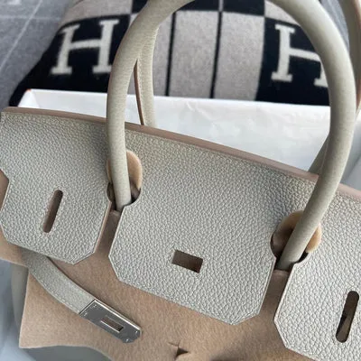 BIRKIN 30 TOGO LEATHER PEARL GREY WITH GOLD HARDWARE (GHW) - 4