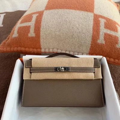 KELLY POCHETTE EPSOM LEATHER ETOUPE WITH PALLADIUM HARDWARE (PHW) - 1